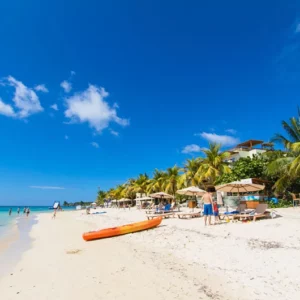 Roatán Resort All-Inclusive + La Ceiba Adventure